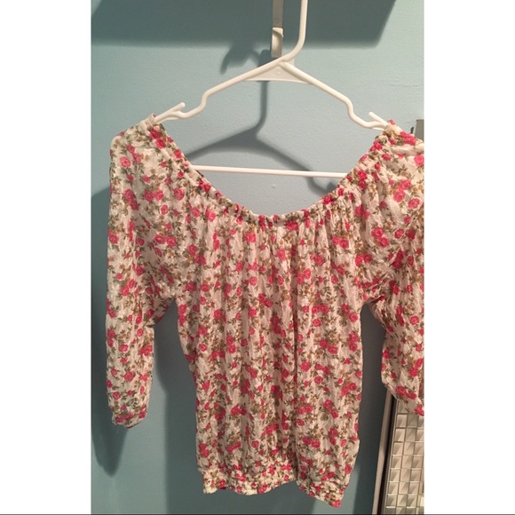 Top - Picture 1 of 2